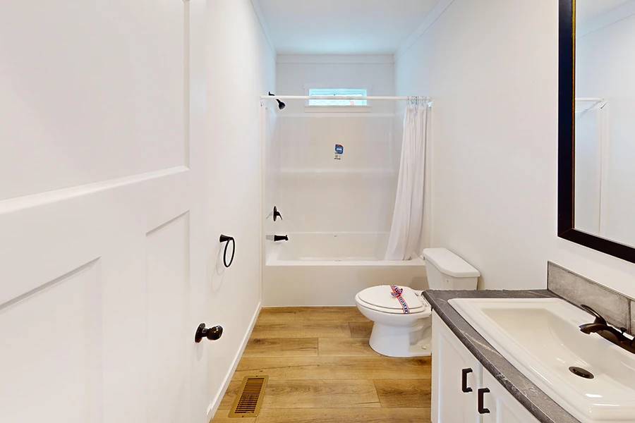 The Mount Vernon Guest Bathroom