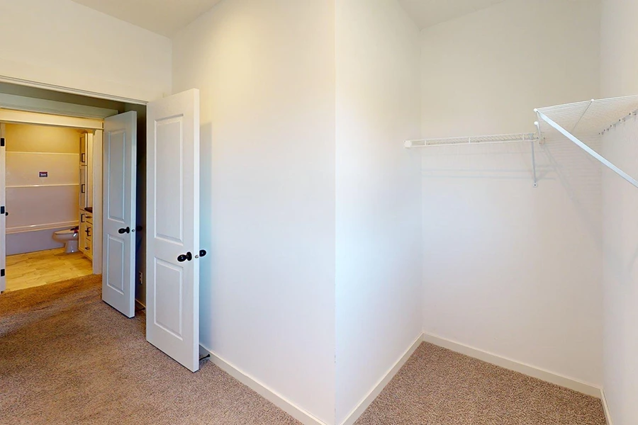 The Sturgis 2-Story Walk-in Closet